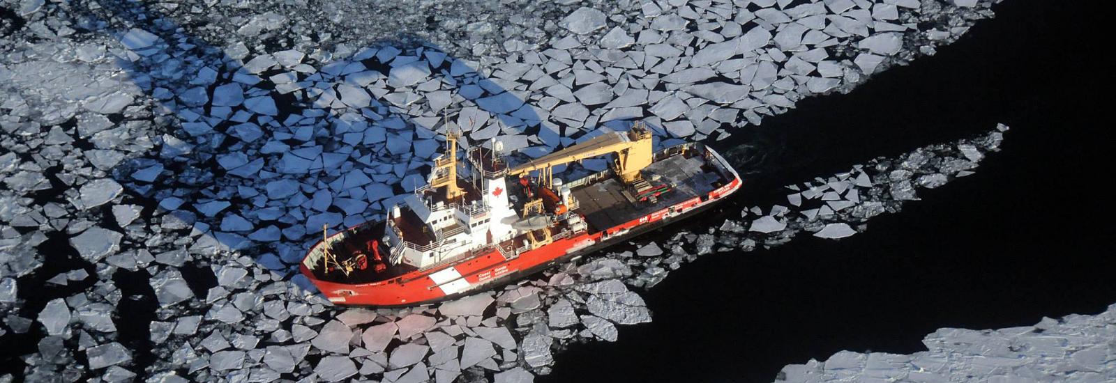 ©Canadian Coast Guard ©Canadian Coast Guard